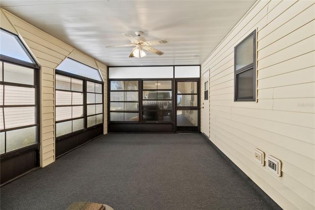 1678 COLONNADES CIRCLE N, Lakeland, FL 33811