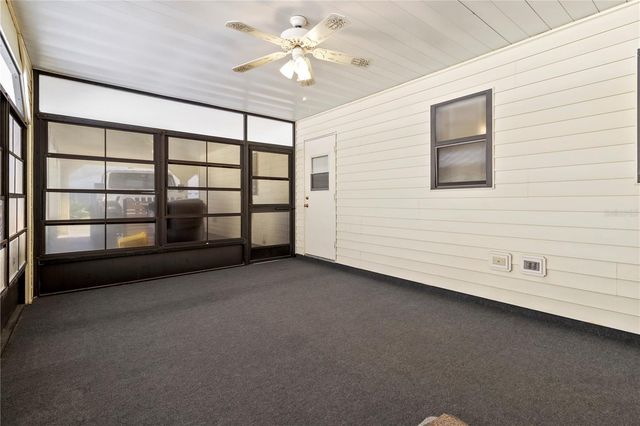 1678 COLONNADES CIRCLE N, Lakeland, FL 33811