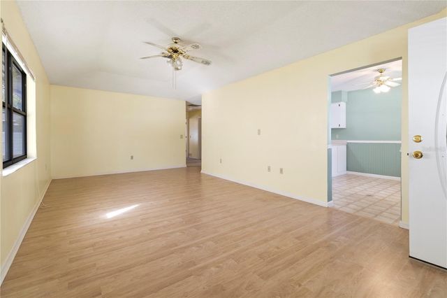 1678 COLONNADES CIRCLE N, Lakeland, FL 33811