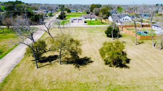 2502 28th Street, Dickinson, TX 77539