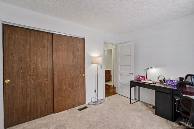 5449 Old Farm Drive, Deerfield Twp., OH 45040