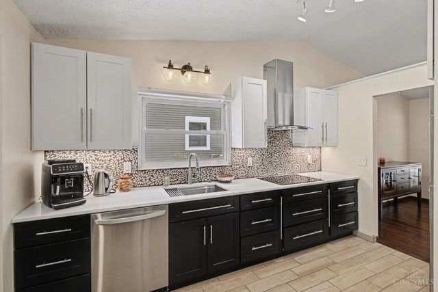 5449 Old Farm Drive, Deerfield Twp., OH 45040