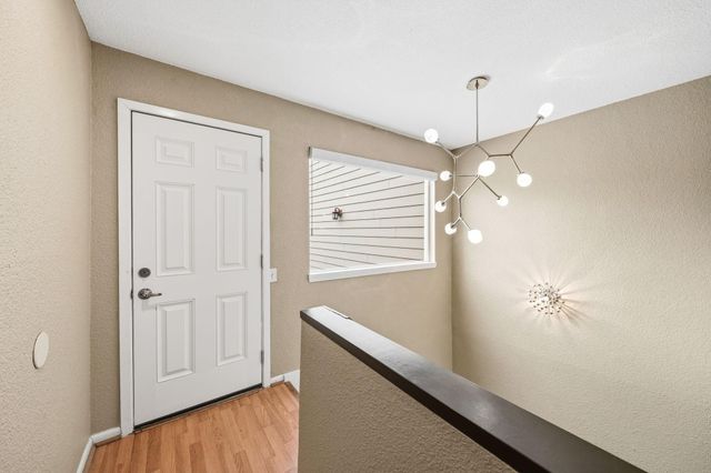 1537 Prairie Grove Drive, Houston, TX 77077