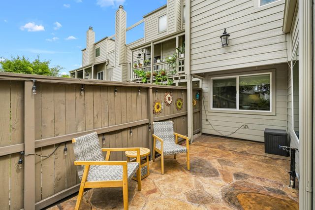 1537 Prairie Grove Drive, Houston, TX 77077