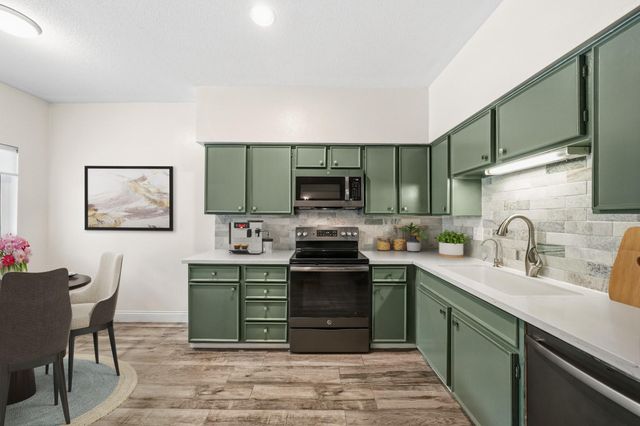 1537 Prairie Grove Drive, Houston, TX 77077