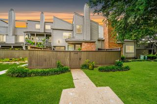 1537 Prairie Grove Drive, Houston, TX 77077