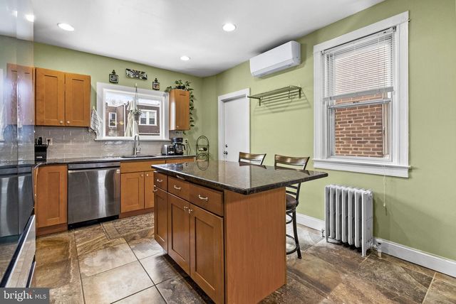 629 JAMESTOWN ST, Philadelphia, PA 19128