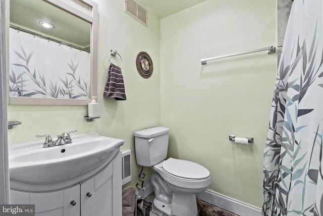 629 JAMESTOWN ST, Philadelphia, PA 19128