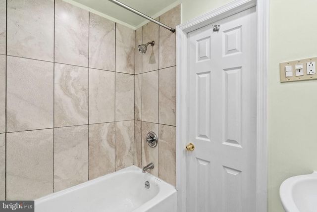 629 JAMESTOWN ST, Philadelphia, PA 19128