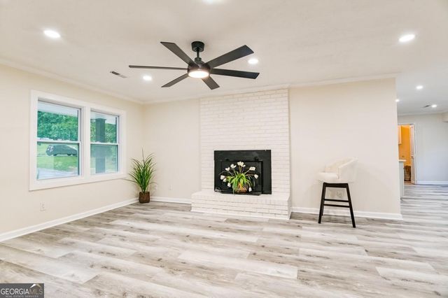38 Red Oak Drive, Newnan, GA 30263