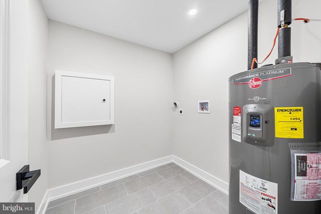 2551 SALMON ST, Philadelphia, PA 19125