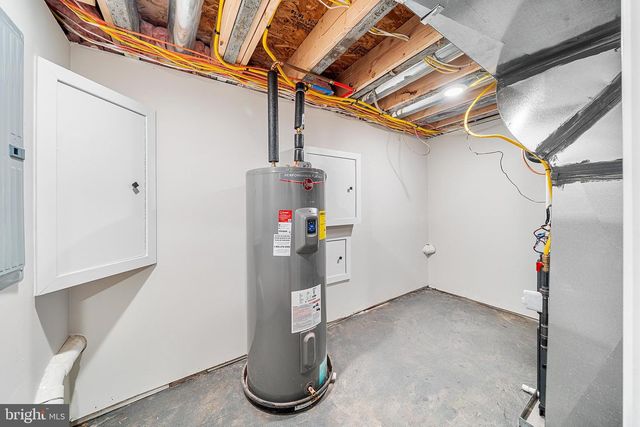 2551 SALMON ST, Philadelphia, PA 19125