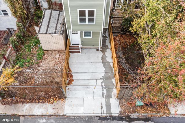 2551 SALMON ST, Philadelphia, PA 19125