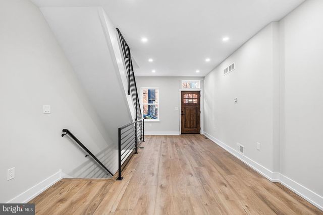 2551 SALMON ST, Philadelphia, PA 19125