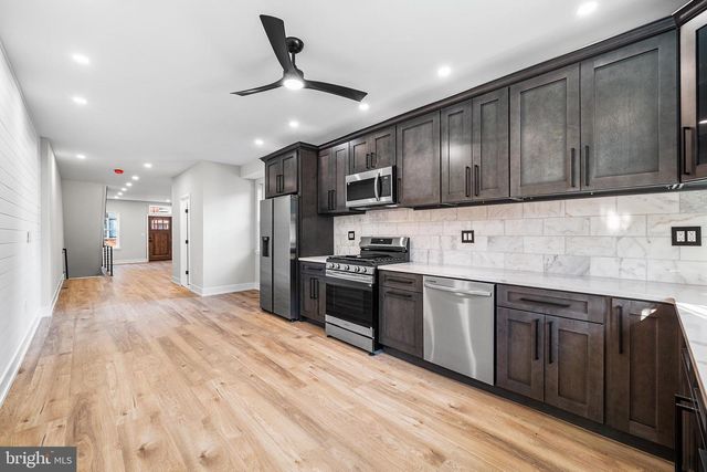 2551 SALMON ST, Philadelphia, PA 19125