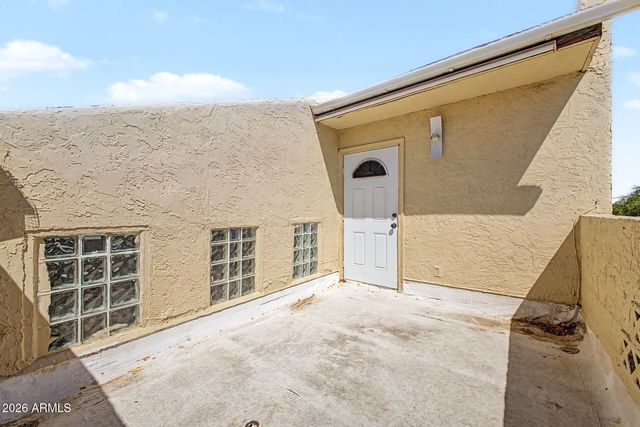 2225 E CATALINA Drive, Phoenix, AZ 85016