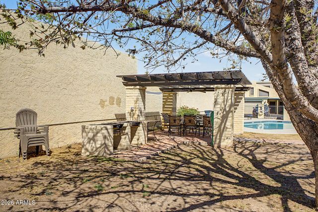 2225 E CATALINA Drive, Phoenix, AZ 85016