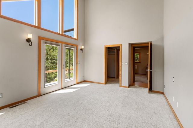 30 Steinman Drive, Ashland, OR 97520