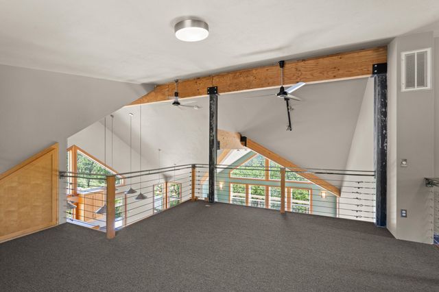 30 Steinman Drive, Ashland, OR 97520