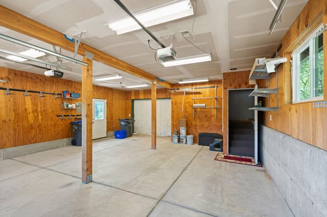 30 Steinman Drive, Ashland, OR 97520