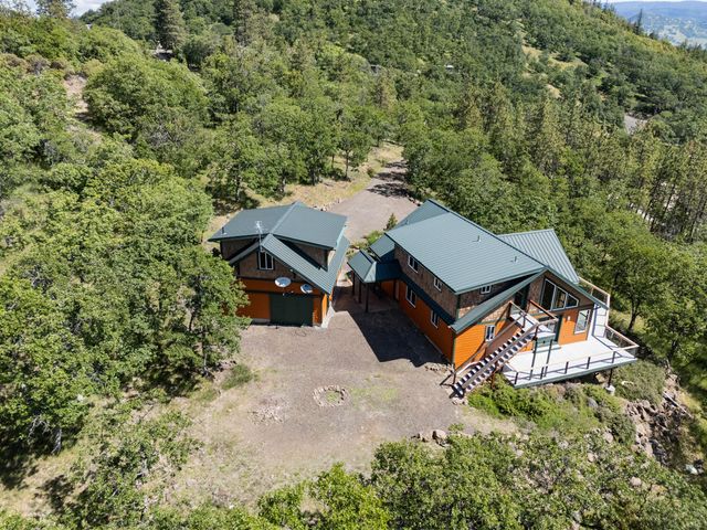 30 Steinman Drive, Ashland, OR 97520