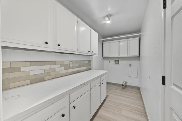 9912 Blue Bird Street, La Porte, TX 77571