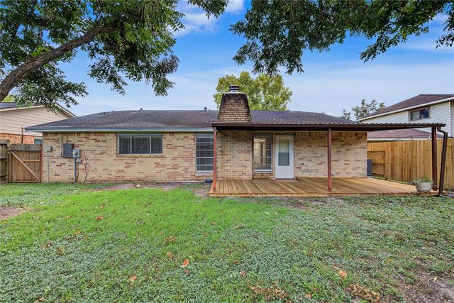 9912 Blue Bird Street, La Porte, TX 77571