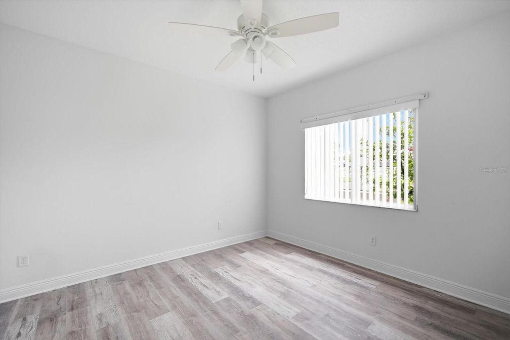 Image 21 of property listing at 14902 DEVONSHIRE WOODS PLACE, Tampa, FL 33624