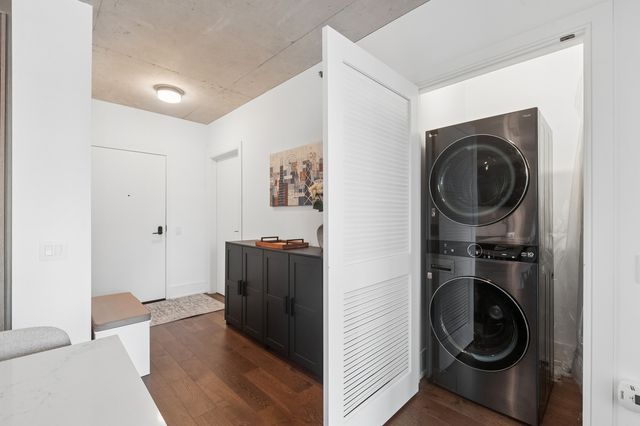 234 W Polk Street 2504, Chicago, IL 60607
