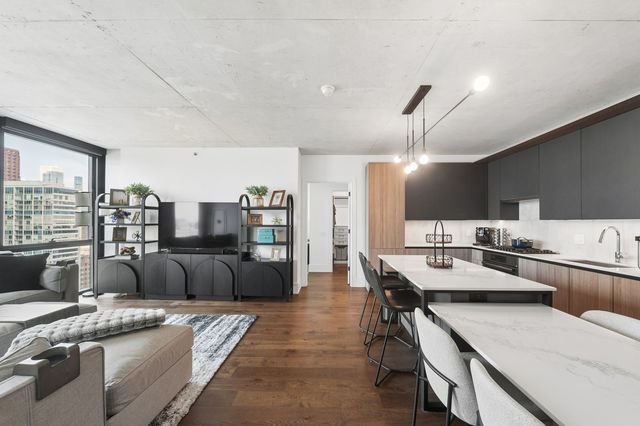 234 W Polk Street 2504, Chicago, IL 60607