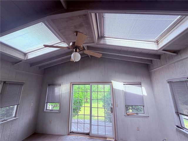 5963 Valley Road, Washington Twp, PA 18080