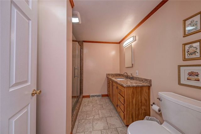 1616 Glenn St, North Fayette, PA 15057