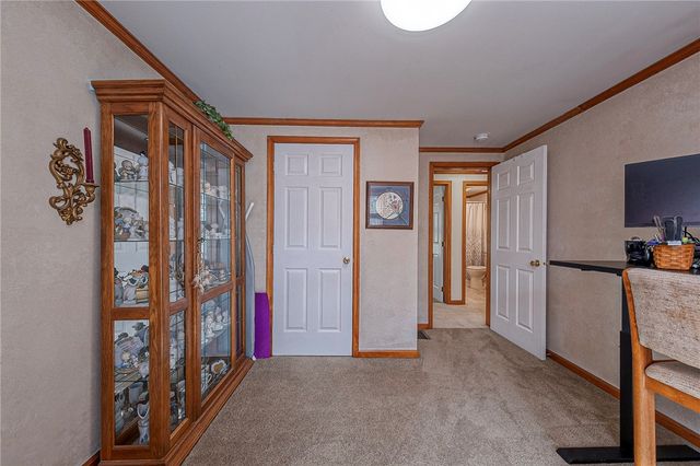 1616 Glenn St, North Fayette, PA 15057