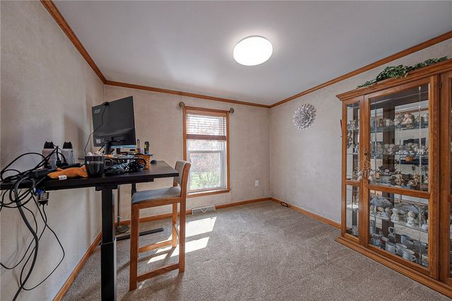 1616 Glenn St, North Fayette, PA 15057