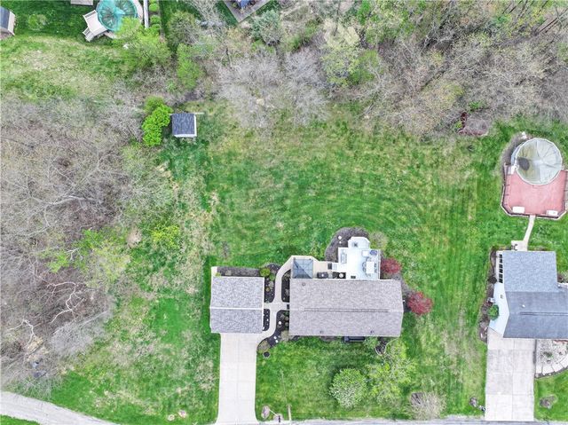 1616 Glenn St, North Fayette, PA 15057