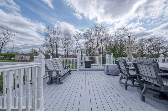 1616 Glenn St, North Fayette, PA 15057