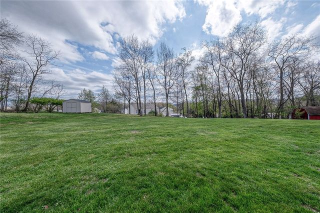 1616 Glenn St, North Fayette, PA 15057