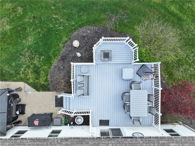 1616 Glenn St, North Fayette, PA 15057