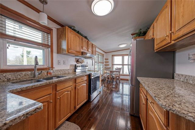 1616 Glenn St, North Fayette, PA 15057
