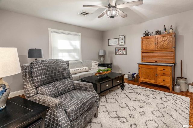 2585 Dylan Drive, Marion, IL 62959