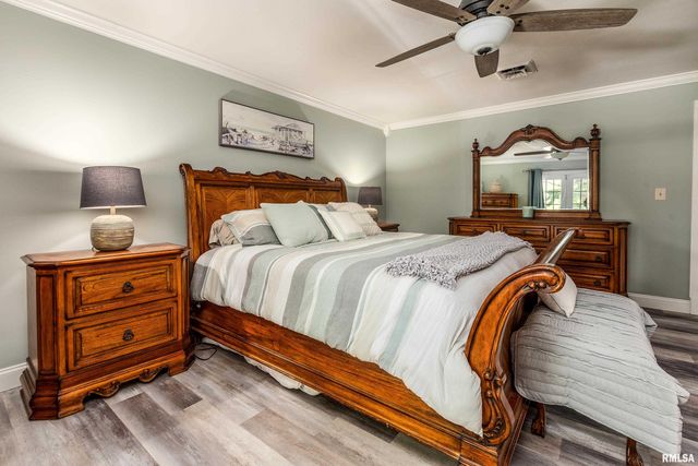 2585 Dylan Drive, Marion, IL 62959