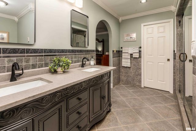 2585 Dylan Drive, Marion, IL 62959