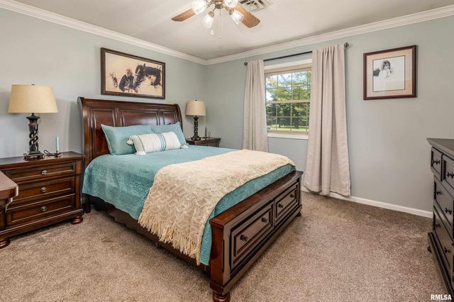 2585 Dylan Drive, Marion, IL 62959