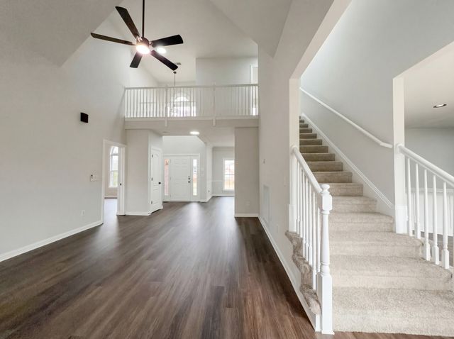 102 Riverbirch Ln, Hendersonville, TN 37075