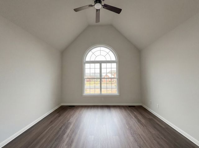 102 Riverbirch Ln, Hendersonville, TN 37075