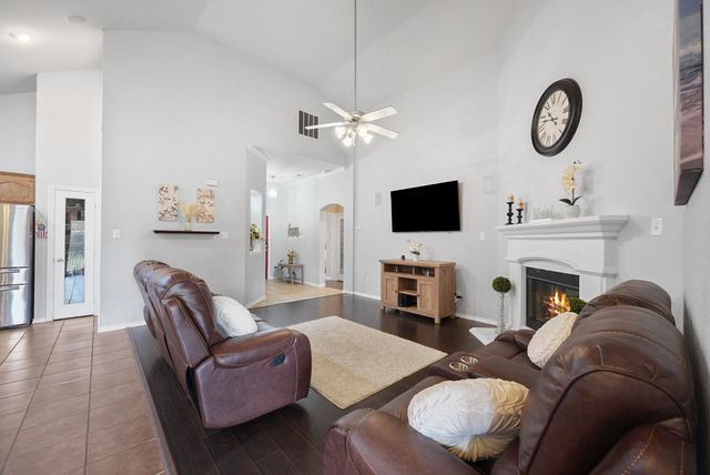 5501 Penwell Drive, Fort Worth, TX 76135