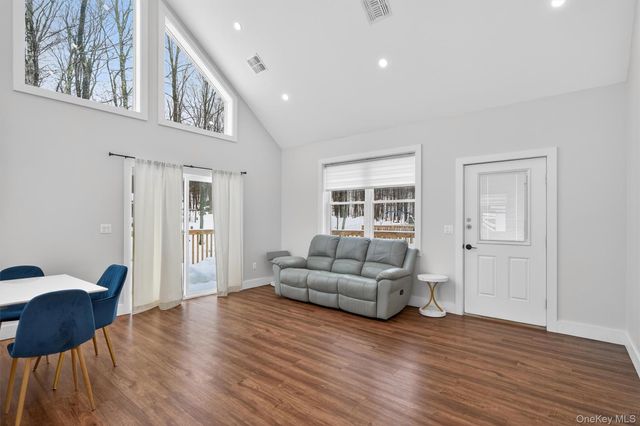 12 Lew Street, Woodridge, NY 12789