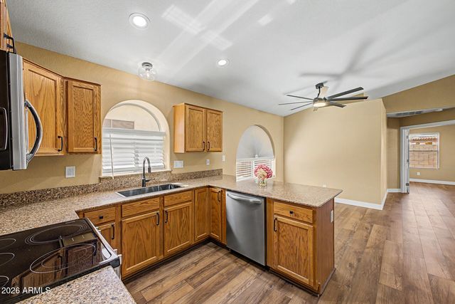 18048 W SPENCER Drive, Surprise, AZ 85374