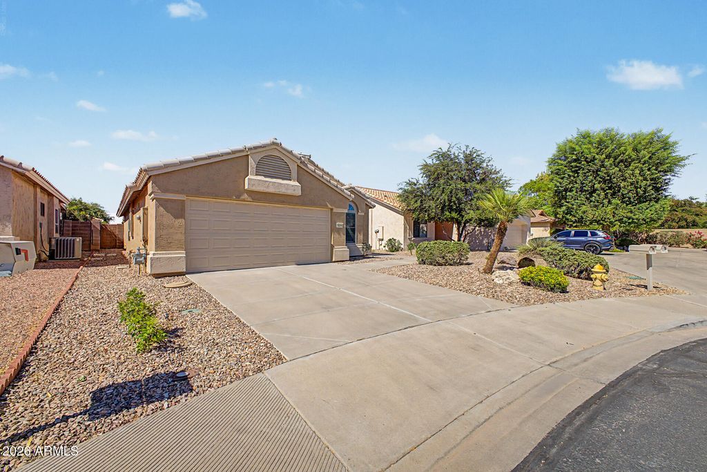 18048 W SPENCER Drive, Surprise, AZ 85374 — photo 3