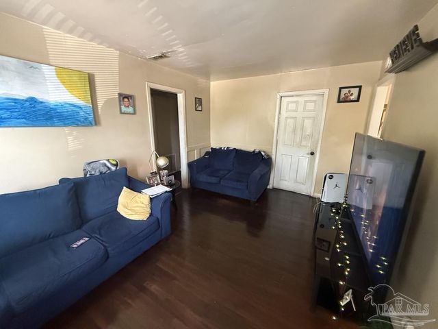 211 Ehrmann St, Pensacola, FL 32507